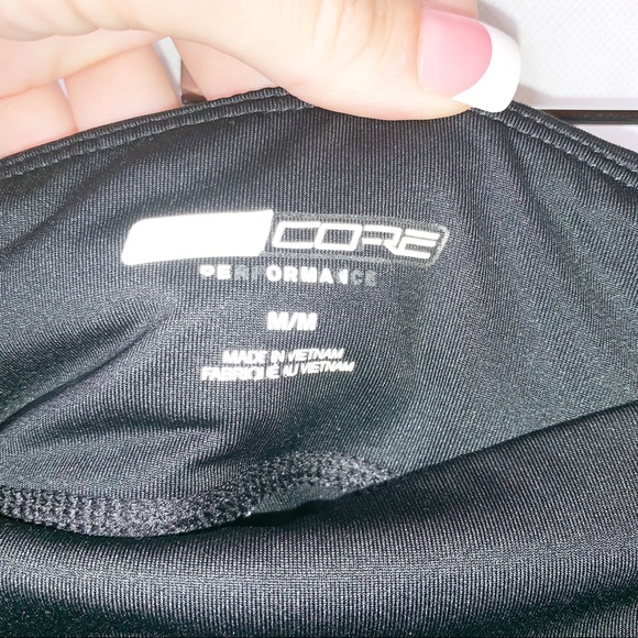 EXPRESS Black Core Performance Capri Leggings M - Picture 4 of 6